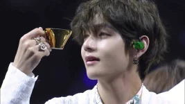 BTS 5TH MUSTER MAGIC SHOP DISC3 Blu-ray Disc_t01.mkv_20210628_142621.891.webp BTS 5TH MUSTER MAGIC SHOP DISC3 Blu-ray Disc_t01.mkv_20210628_142621.891.webp