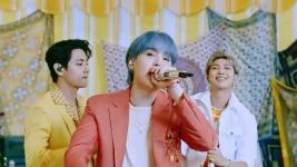 210709 A Butterful Getaway with BTS_버터+봄날+PTD.ts_20210710_013608.951.webp 210709 A Butterful Getaway with BTS_버터+봄날+PTD.ts_20210710_013608.951.webp