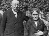 weird-marriage-laws-12-sl.webp