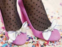 jewelry-statement-shoes-fsl.webp