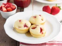04-muffin-tin-meals-pancake-cups-fsl.webp