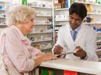 9-more-pharmacist-secrets-01-talking-sl.webp