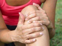 01-knee-injury-blame-on-period-sl.webp