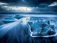 10-stunning-photographs-ice-fsl.webp