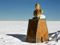 who-knew-art-where-youd-least-expect-it-lenin-fsl.webp