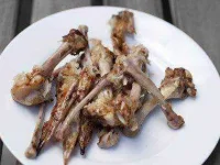 03-food-news-neck-licking-good-sl.webp