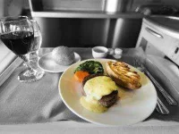 05-food-news-chicken-a-la-lufthansa-sl.webp