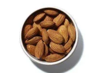 03-healing-scents-almonds-sl.webp