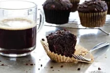 chocolatechipzucchinimuffins-600x400.webp