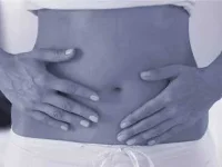 06-cancer-signs-bloating-sl.webp