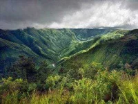 t-extreme-world-destinations-08-Mawsynram-India-sl.webp