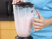 09-coconut-oil-smoothie-sl.webp 09-coconut-oil-smoothie-sl.webp