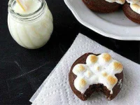 01-smores-baked-doughnut-fsl.webp 01-smores-baked-doughnut-fsl.webp