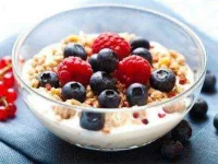 06-yogurt-fruit-granola-iStockThinkstock-sl.webp 06-yogurt-fruit-granola-iStockThinkstock-sl.webp