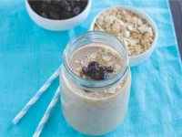 smoothies-for-kids-oatmeal-raisin-sl.webp