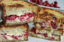 Roasted-Cranberry-and-Brie-Grilled-Cheese.webp Roasted-Cranberry-and-Brie-Grilled-Cheese.webp