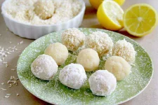 Raw-Vegan-Meltaway-Lemon-balls.webp Raw-Vegan-Meltaway-Lemon-balls.webp