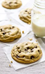 Chocolate-Chip-cøøkíés-630x1024.webp