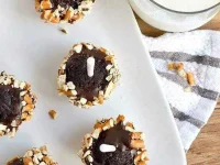 brownie-cake-pops.webp brownie-cake-pops.webp