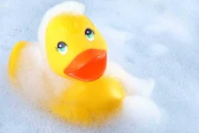 07-clean-house-while-sleeping-bath-toys.webp