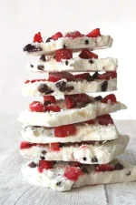 Frozen-Yogurt-Bark_003.webp Frozen-Yogurt-Bark_003.webp