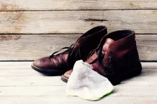 07-genious-way-shoes-boots-stain.webp