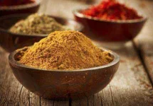dandruff-turmeric-thebeautyreel1.webp dandruff-turmeric-thebeautyreel1.webp