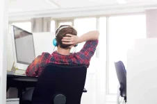 04-productive-cubicle-chair-location.webp 04-productive-cubicle-chair-location.webp