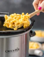 collage.slow-cooker-macaroni-and-cheese-7-of-10.webp collage.slow-cooker-macaroni-and-cheese-7-of-10.webp