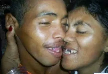 KHhToB2.webp