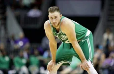4-gordon-hayward--297-million.webp 4-gordon-hayward--297-million.webp