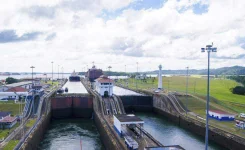 panama_canal_-_istock_000040694586_large.webp