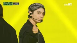 210918 SBS MTV NCT 127 WORLD PREMIERE STICKER.1080i.KPOP24hrs.ts_20210921_115404.195.webp