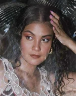 Kiana-V-3-821x1024.jpg