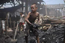 gty_phillipines_child_labor_148060199_ll_120709_wblog.jpg
