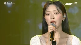 [DAY1] 2022 LOONA 1st WORLD TOUR [LOONATHEWORLD] IN SEOUL.mp4_20221016_112900.929.jpg