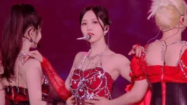 TWICE 4TH WORLD TOUR 'III' IN JAPAN (WOWOW 2022.07.24).ts_20221027_162625.959.webp