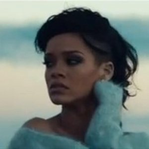 Rihanna - Diamonds