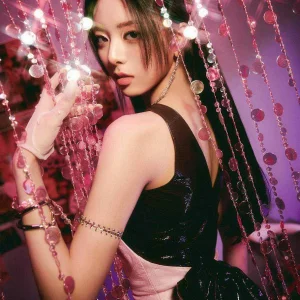 ITZY-Yuna