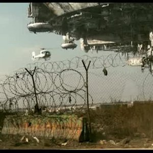 District 9 - District 9: TV Spot | IMDb