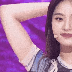 STAYC - ISA.gif