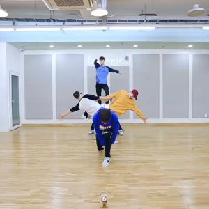 ASTRO (HIDE&SEEK) DANCE PRACTICE