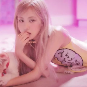 ROSE-1st-Single-Album-R-SCANS-documents-22.jpg