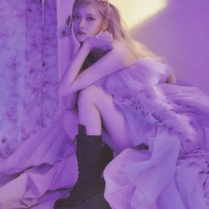ROSE-1st-Single-Album-R-SCANS-documents-7(1).jpg