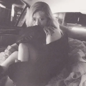 ROSE-1st-Single-Album-R-SCANS-documents-9(1).jpg