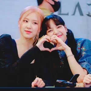 220925-BLACKPINK-Lisa-Rose-Fansign-Event-documents-1.jpeg