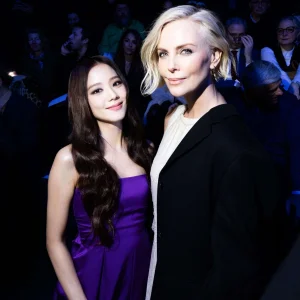 230228-JISOO-DIOR-Women-s-F-W-2023-24-Fashion-Show-at-Paris-Fashion-Week-documents-2.jpeg