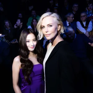 230228-JISOO-DIOR-Women-s-F-W-2023-24-Fashion-Show-at-Paris-Fashion-Week-documents-4.jpeg