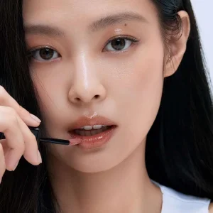 BLACKPINK-JENNIE-for-HERA-Beauty-BORN-TO-BE-FREE-Campaign-documents-1.jpeg