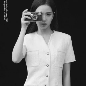 BLACKPINK-JISOO-for-DUNST-S-S-2023-Collection-documents-9.jpeg
